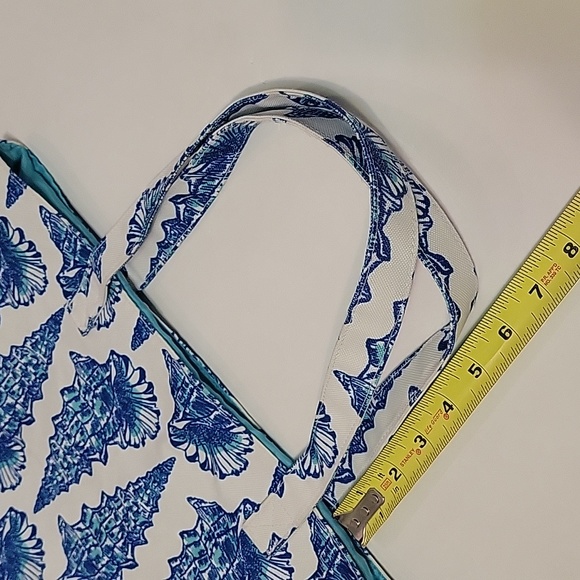 Lilly Pulitzer for Estee Lauder Tote Bag - Picture 14 of 17